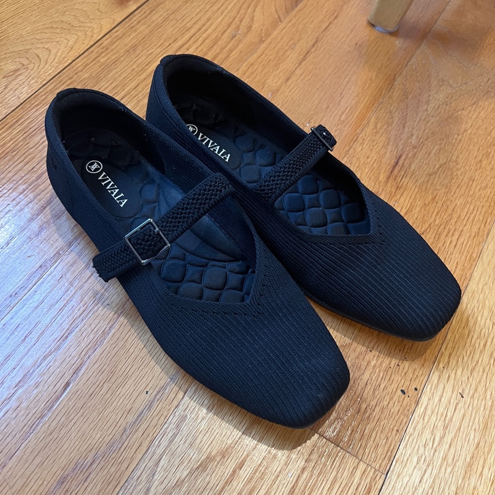 Vivaia Black Mary Jane Flats